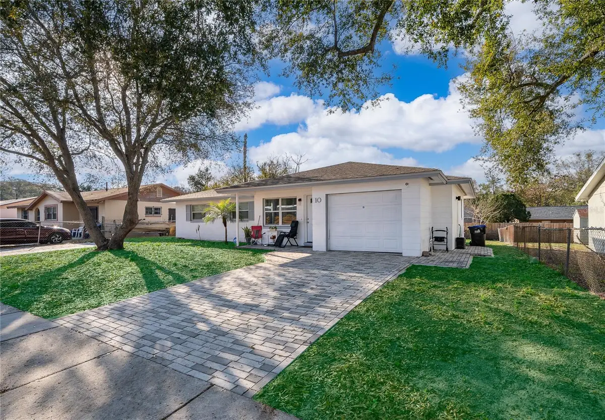 10 E Celeste Street, Apopka, FL 32703 - #1