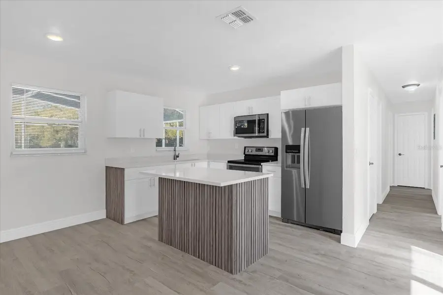 3808 Mohawk Drive, Mount Dora, FL 32757 - #2