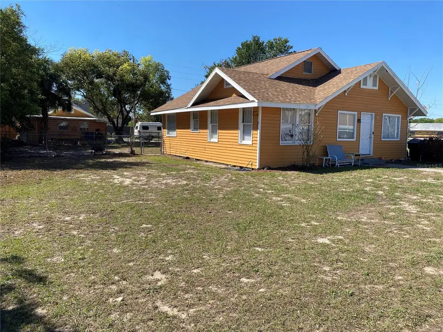 342 E Tillman Avenue, Lake Wales, FL 33853 - #2