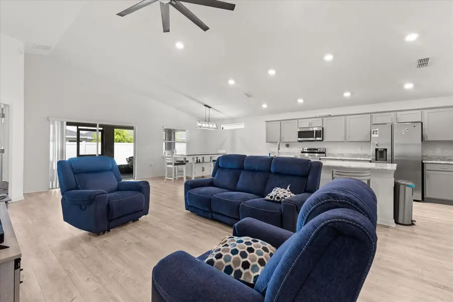 1385 Mezzavalle Way, Auburndale, FL 33823 - #3