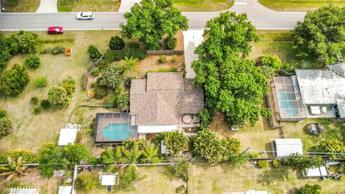 601 E Seminole Drive, Venice, FL 34293 - #1