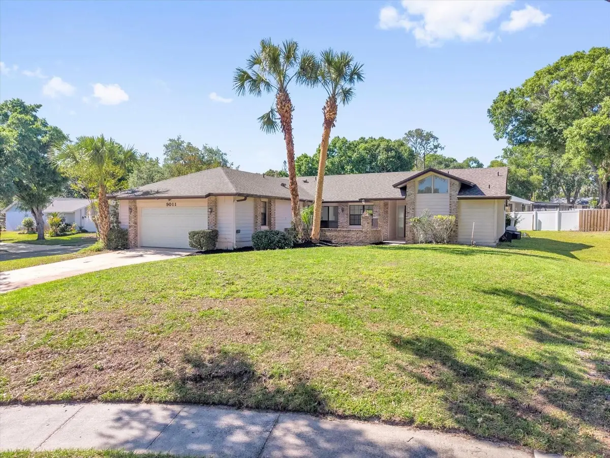9011 Chapman Oak Court, Windermere, FL 34786 - #1