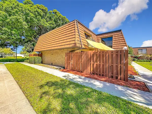 1458 N Lawnwood Circle #24A, FORT PIERCE, FL 34950