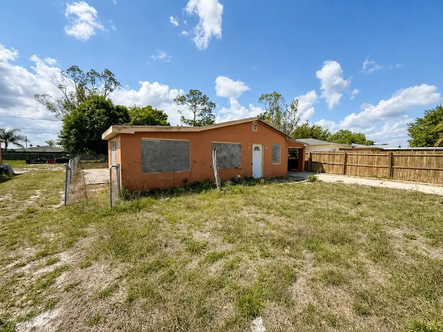 48 Princeton Avenue, Frostproof, FL 33843 - #2