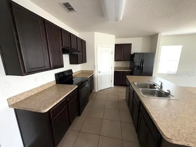 5716 Lakeside Landings Boulevard, Winter Haven, FL 33881 - #2