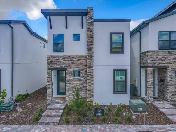 208 Villa Domani Circle, DAVENPORT, FL 33896