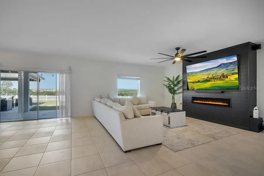 1033 Calico Pointe Circle, Groveland, FL 34736 - #2