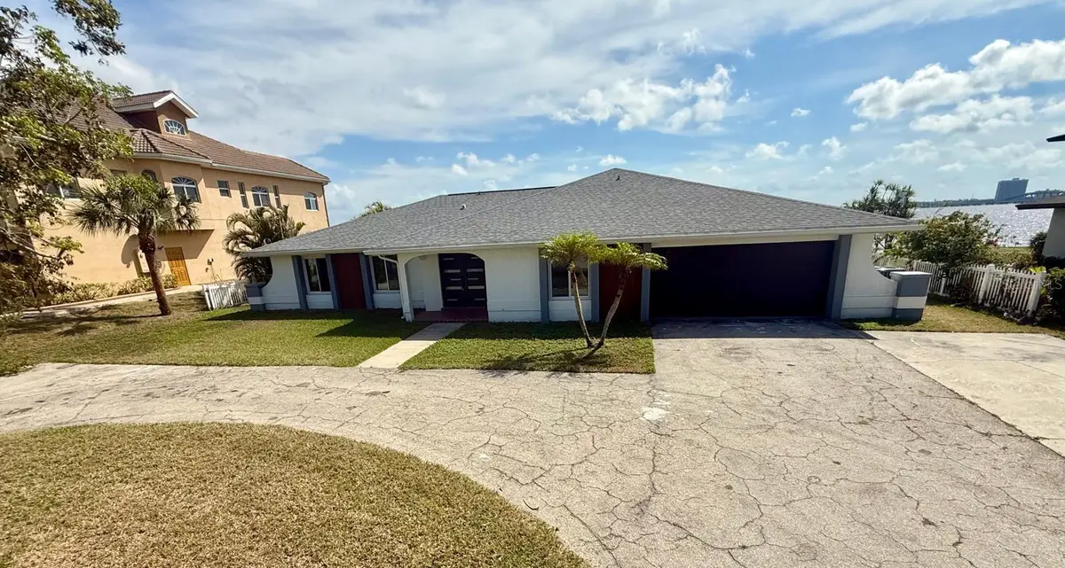 Address Withheld By Seller, North Fort Myers, FL 33917 - #1