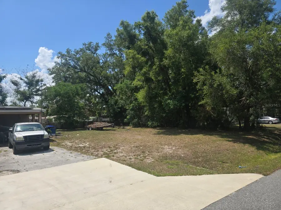 8324 Dawn Dr, Orlando, FL 32809 - #2