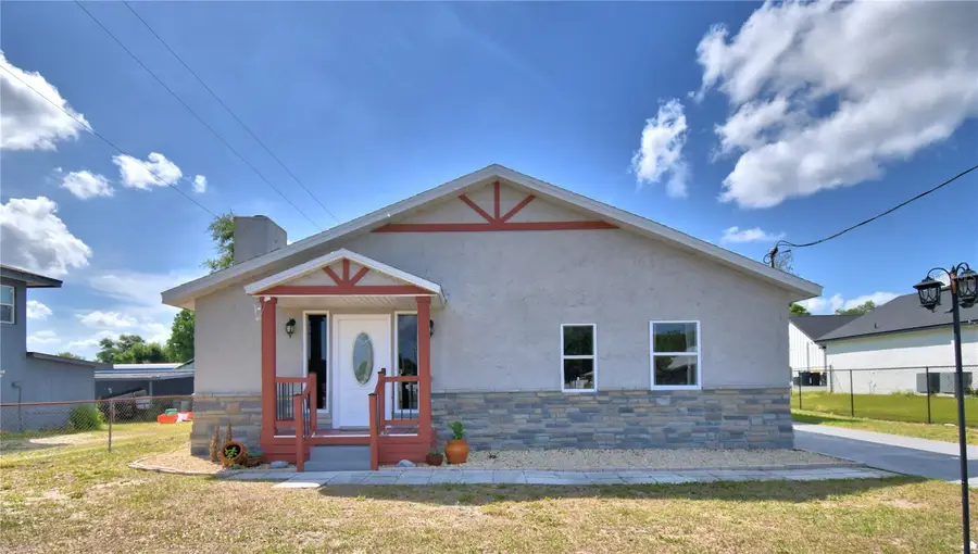 208 Center Street, Auburndale, FL 33823 - #2