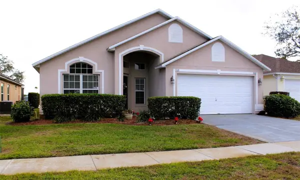 1068 Lake Berkley Drive, KISSIMMEE, FL 34746