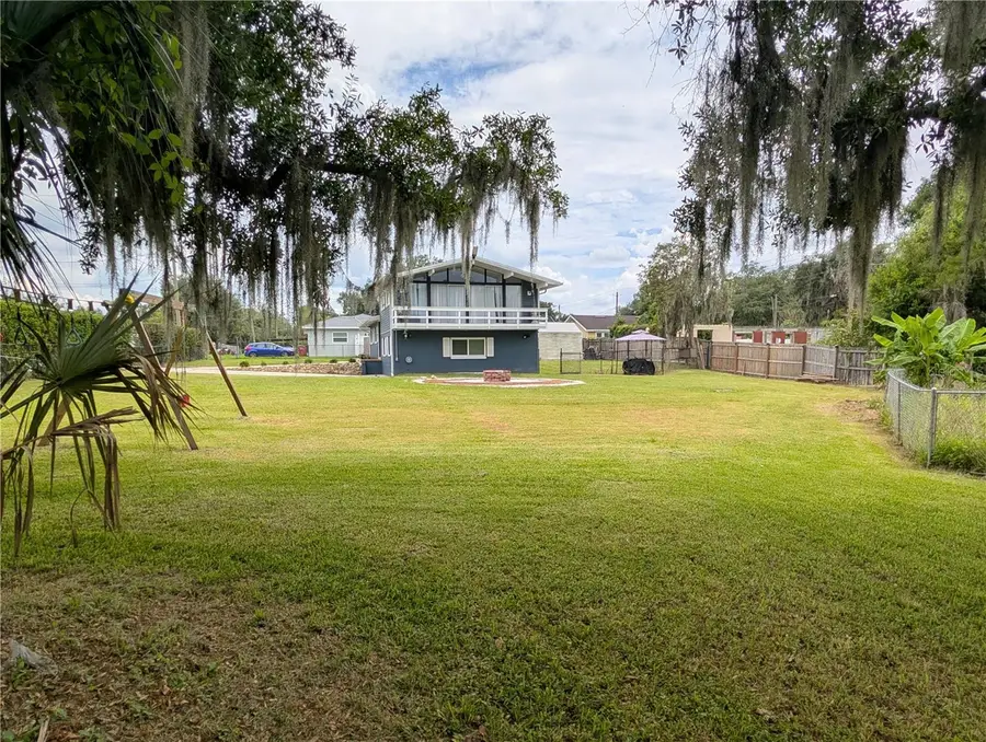 1011 N Palm Drive, Plant City, FL 33563 - #3