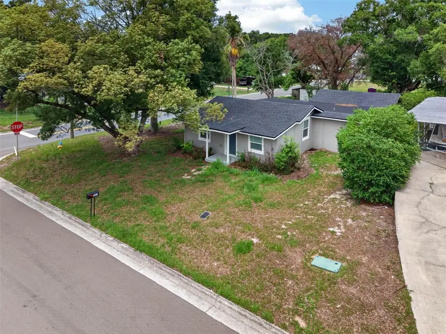 305 S Sharp Street, Lake Wales, FL 33853 - #2