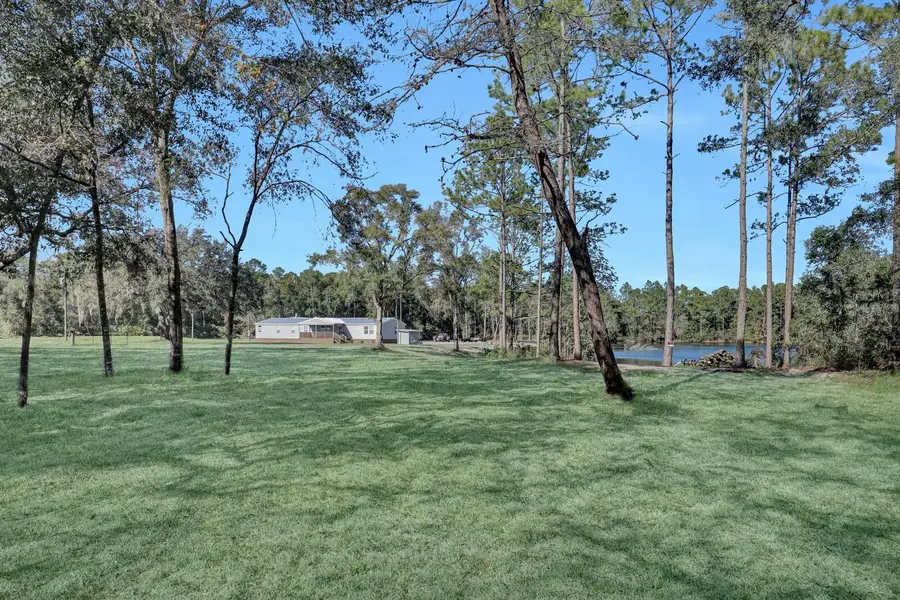 141 Woods Road, San Mateo, FL 32187 - #3