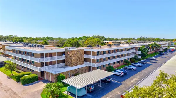 5095 Bay Street Ne #310, ST PETERSBURG, FL 33703