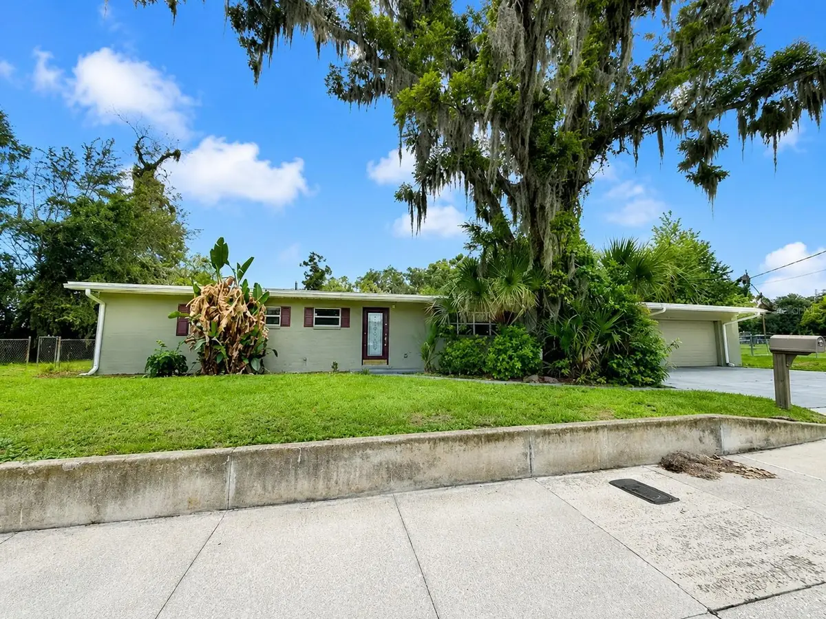 910 W 8th Street, Lakeland, FL 33805 - #1