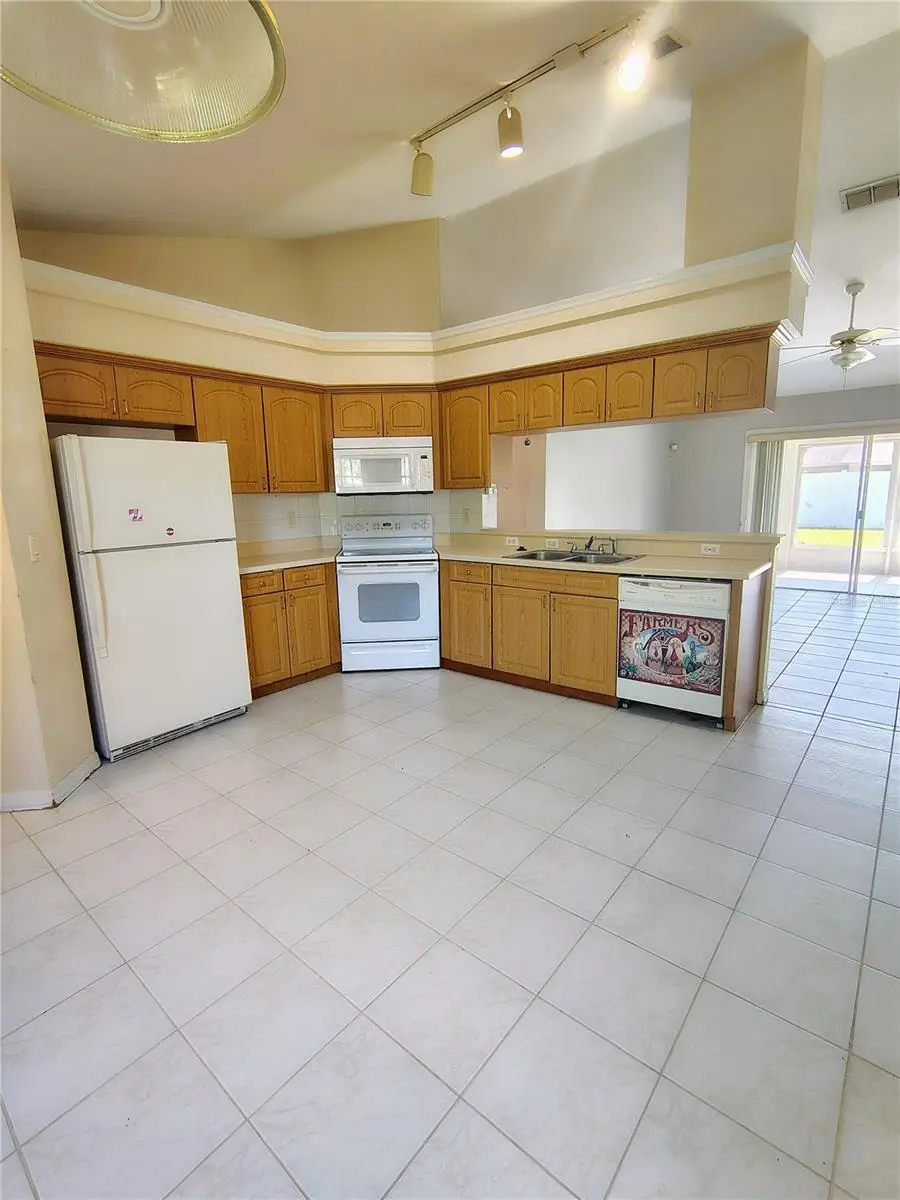 3248 Sawgrass Creek Circle, Saint Cloud, FL 34772 - #3