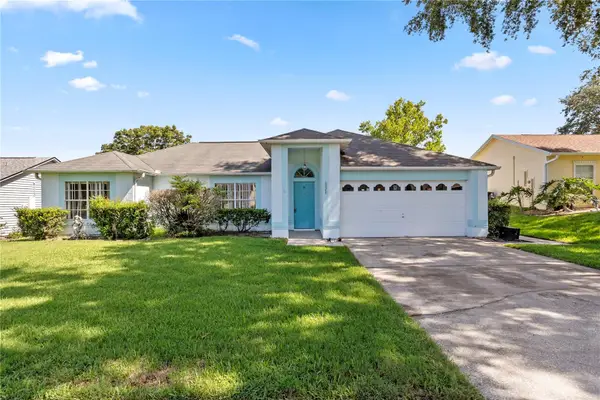 6828 Woodgrain Court, OCOEE, FL 34761