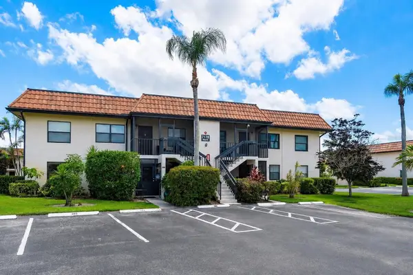 7178 Golf Colony Court #202, LAKE WORTH, FL 33467
