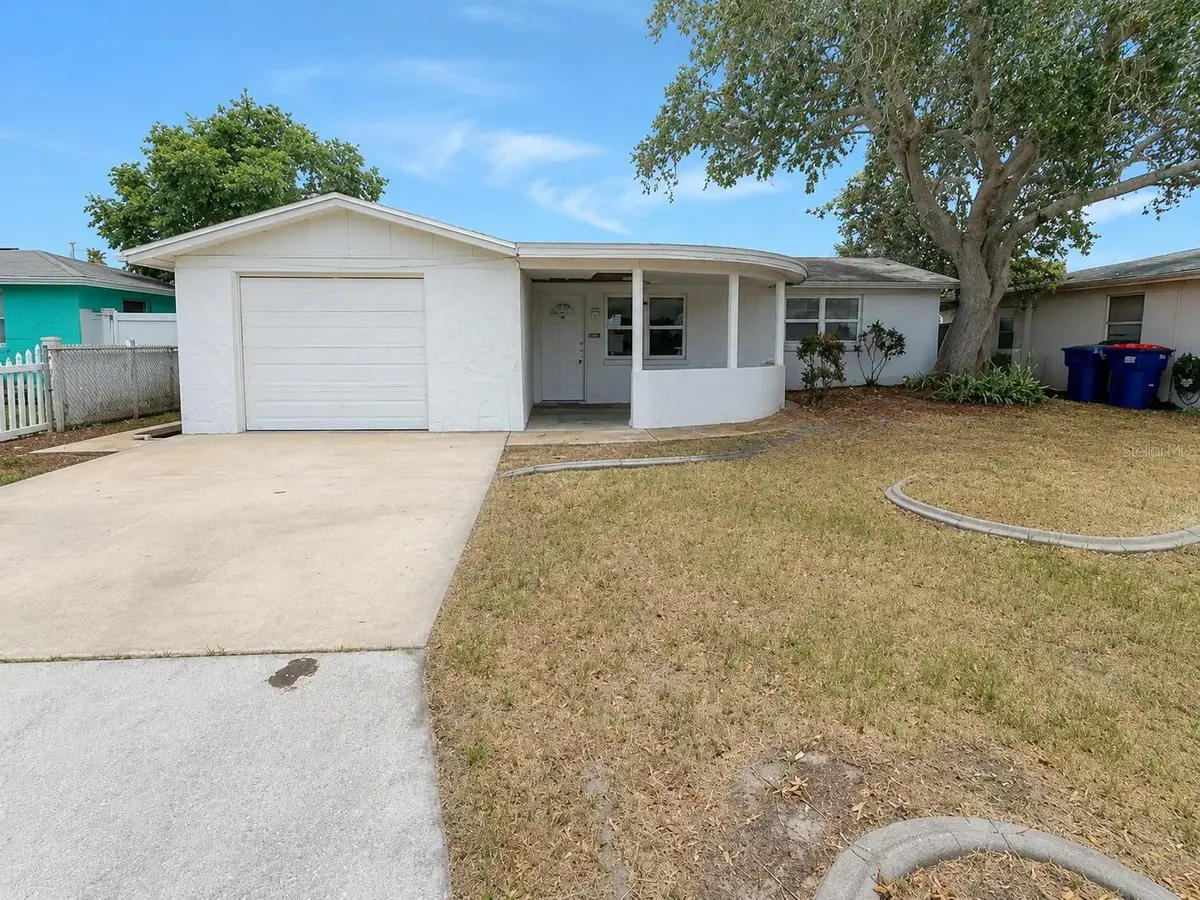 3303 Eisenhower Drive, Holiday, FL 34691 - #1