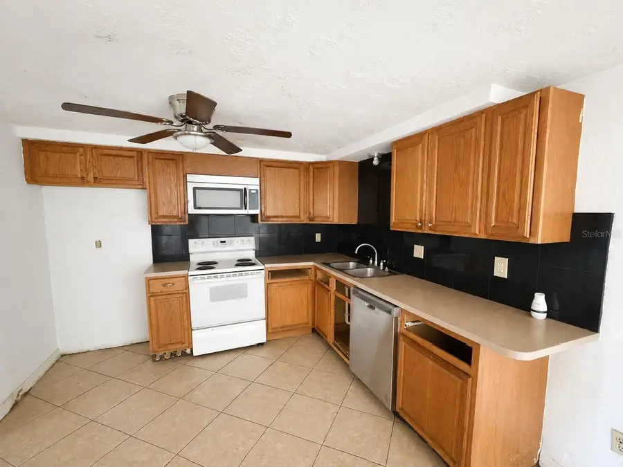 3303 Eisenhower Drive, Holiday, FL 34691 - #2