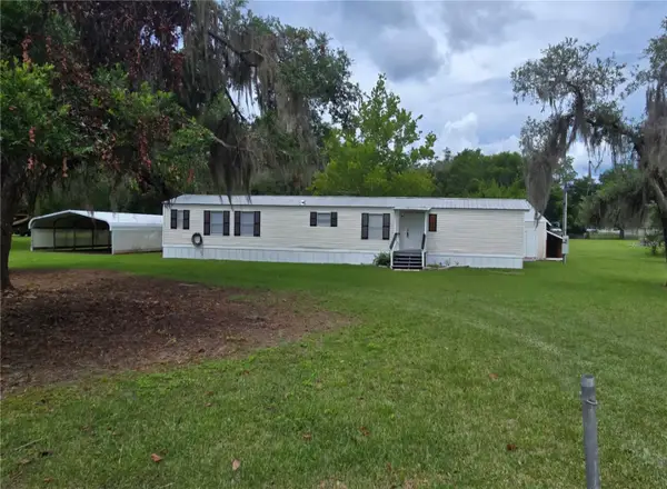 105 Canary Lane, SATSUMA, FL 32189