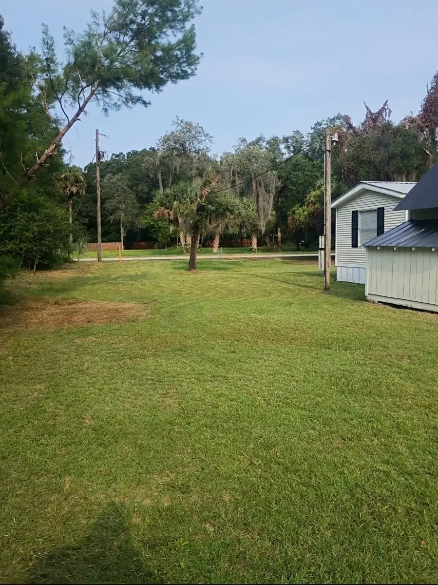 105 Canary Lane, Satsuma, FL 32189 - #3
