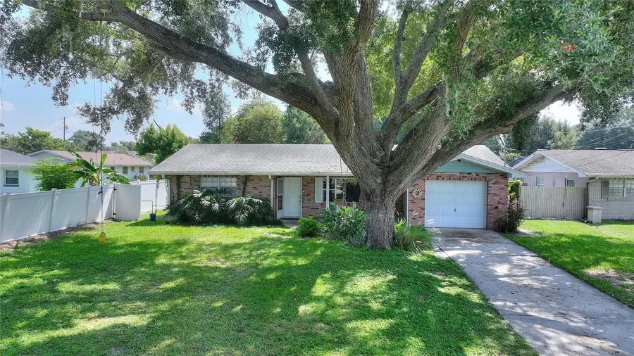 2802 Sunset Drive Nw, Winter Haven, FL 33881 - #2