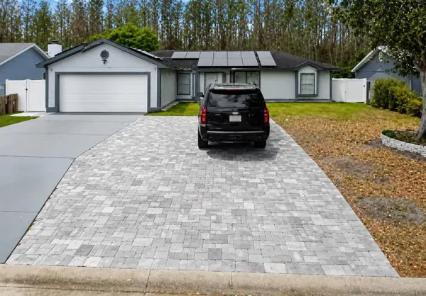 310 Silk Oak Drive, KISSIMMEE, FL 34743
