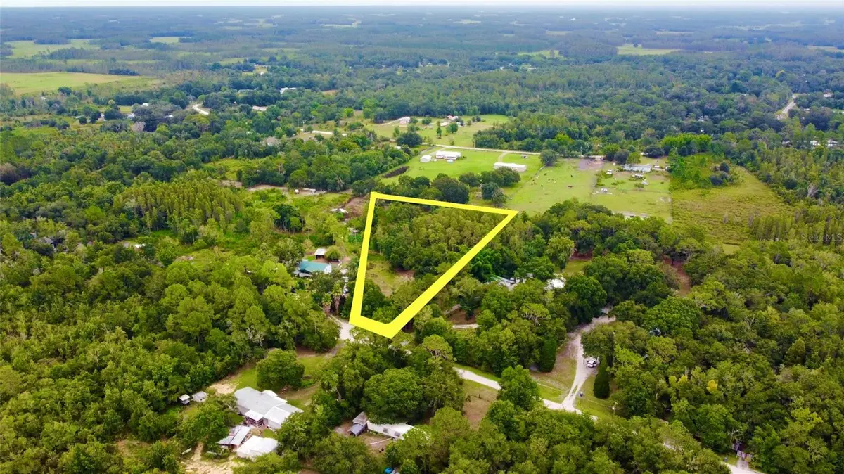 10725 Hunters Trail, Lakeland, FL 33809 - #1