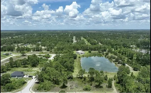731 Azure Avenue, LEHIGH ACRES, FL 33974