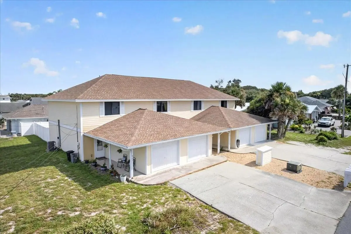 841 E 14th Avenue, New Smyrna Beach, FL 32169 - #1