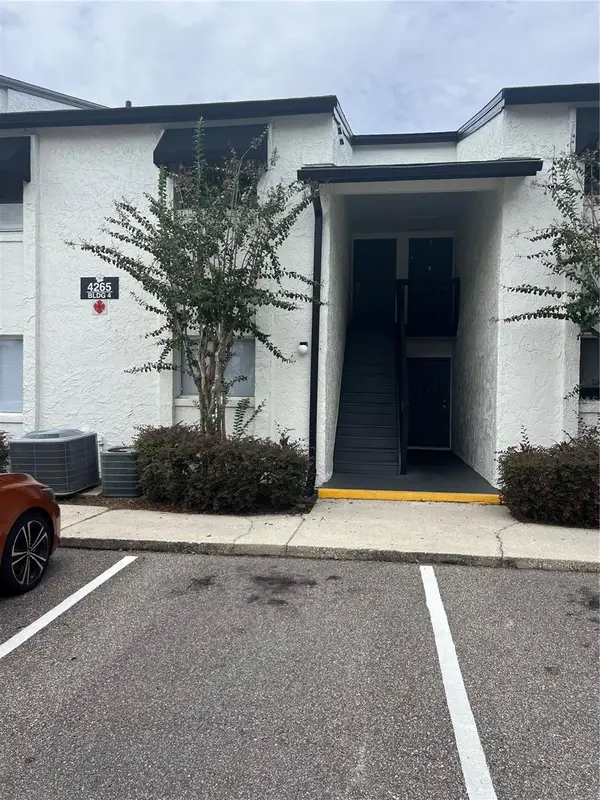 4265 S Semoran Boulevard #4, ORLANDO, FL 32822