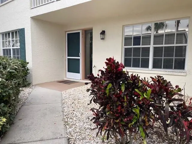 201 Silver Lake Drive #101, Venice, FL 34292 - Image #1