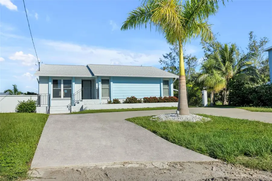 821 White Heron Boulevard, Ruskin, FL 33570 - Image #2