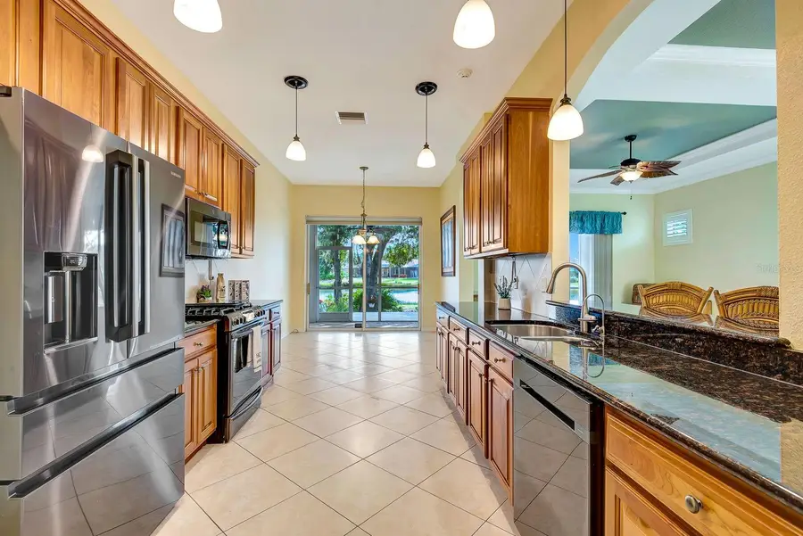 804 Regal Manor Way, Sun City Center, FL 33573 - Image #3