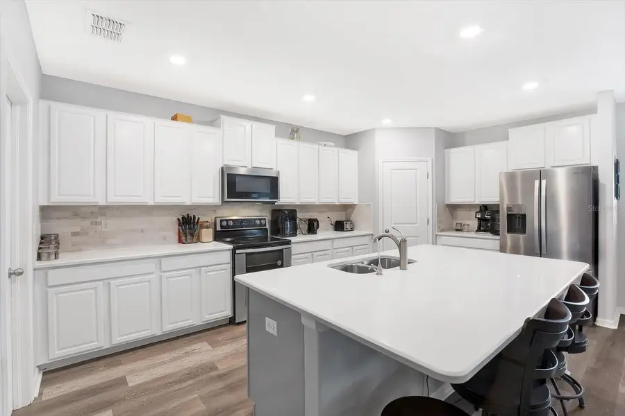 7412 Pearly Everlasting Avenue, Tampa, FL 33619 - Image #2