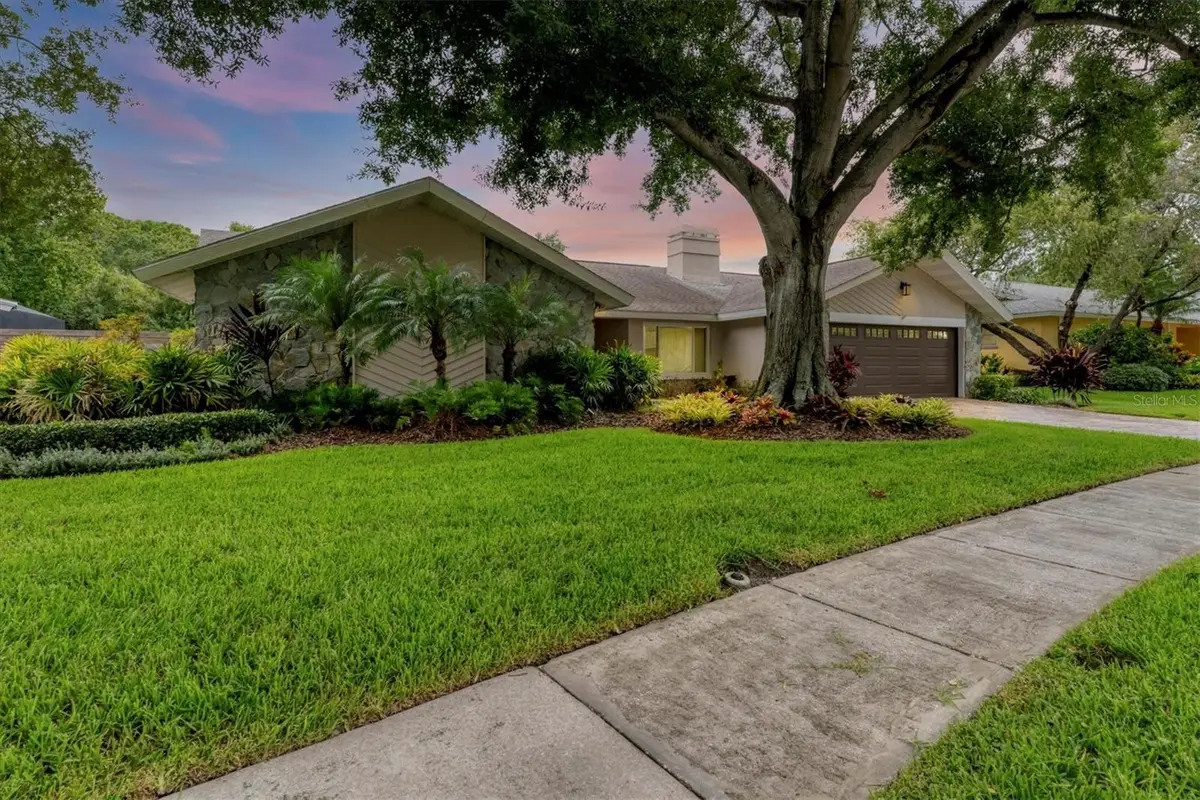 4302 Deepwater Lane, Tampa, FL 33615 - Image #1