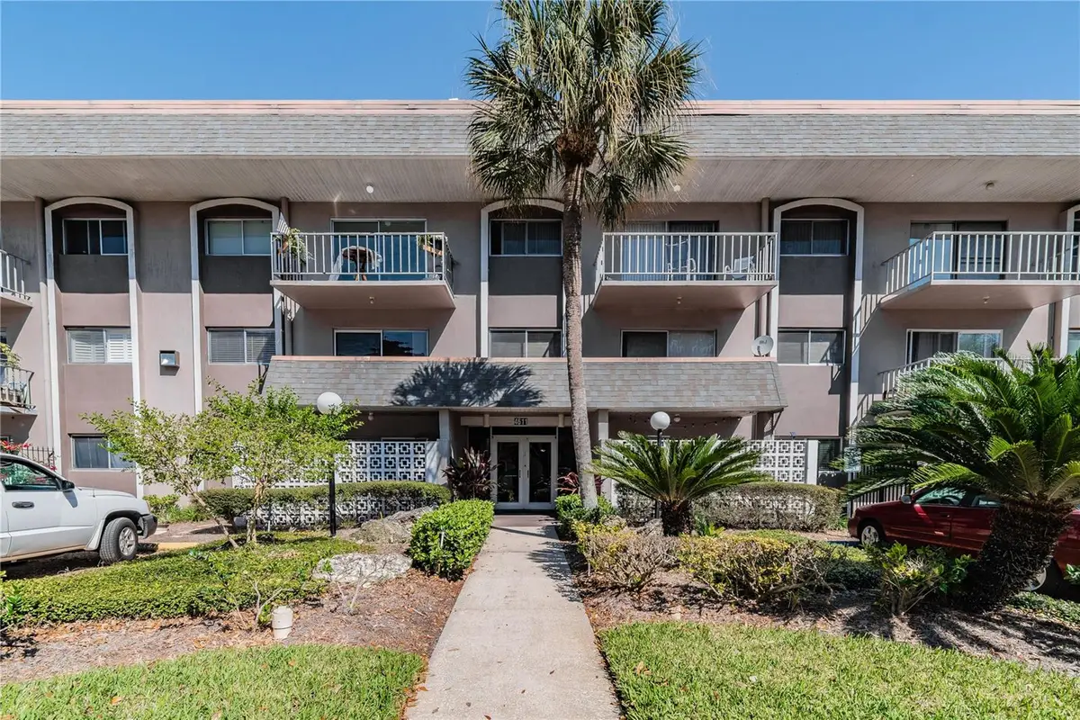 4611 W Fig Street #304, Tampa, FL 33609 - Image #1