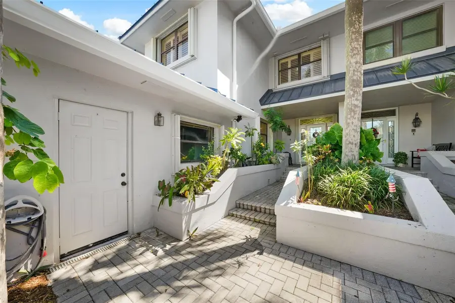 1661 Watermark Circle Ne #C, Saint Petersburg, FL 33702 - Image #2