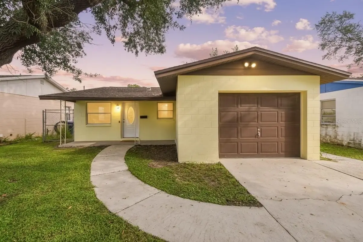 231 93rd Avenue N, Saint Petersburg, FL 33702 - #1