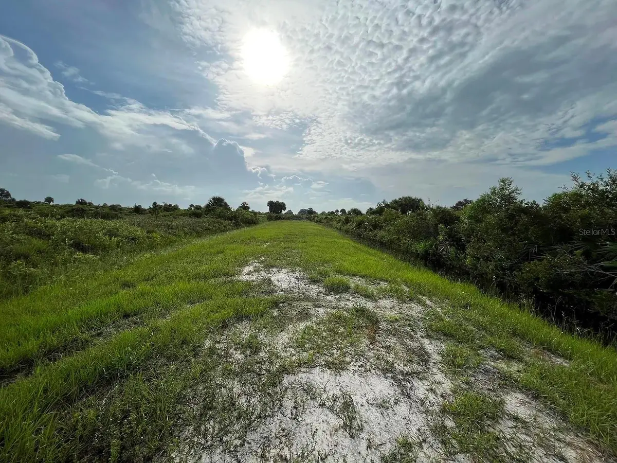 21714 NW 276th Street, Okeechobee, FL 34972 - Image #1