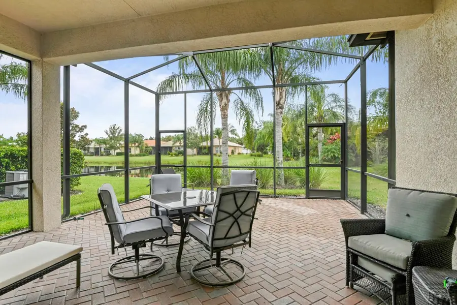 15911 Cobble Mill Drive, Wimauma, FL 33598 - Image #2