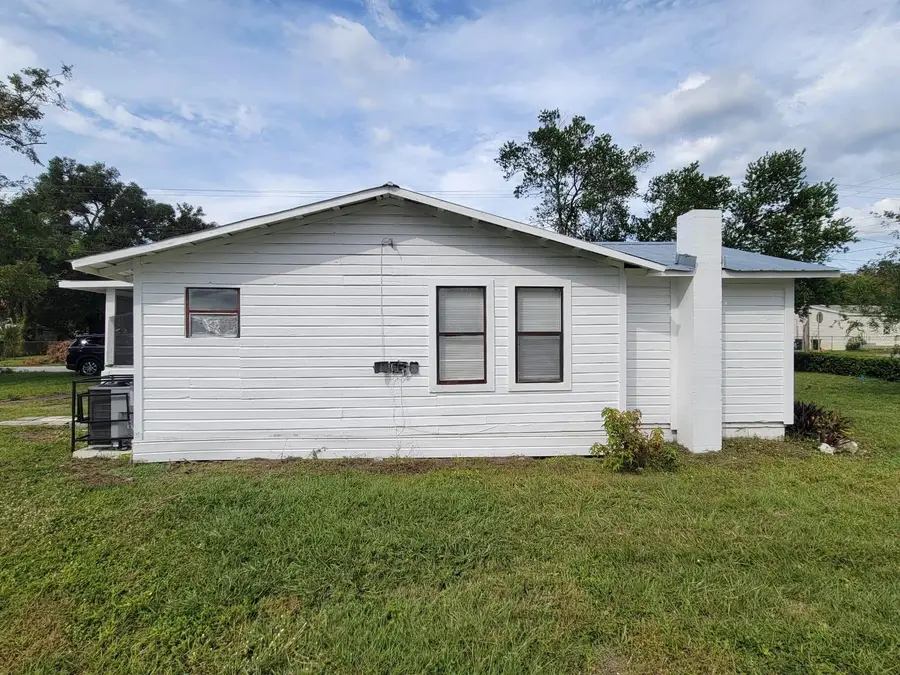 1058 N Davis Avenue, Lakeland, FL 33805 - Image #2