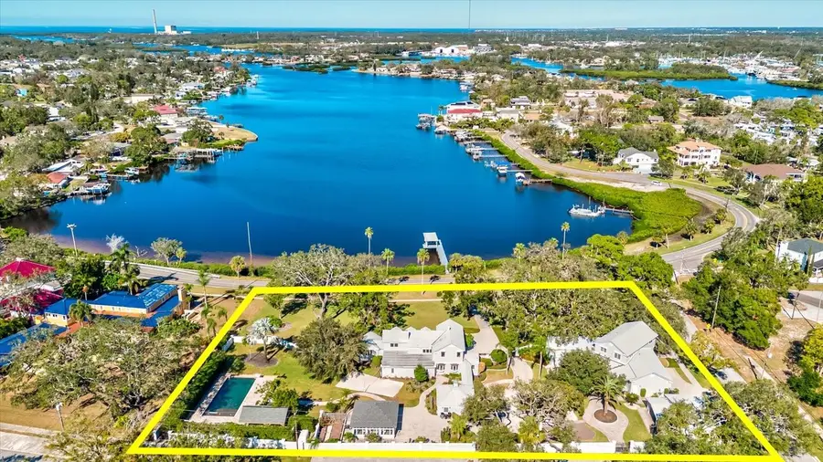 518 Riverside Drive, Tarpon Springs, FL 34689 - Image #2