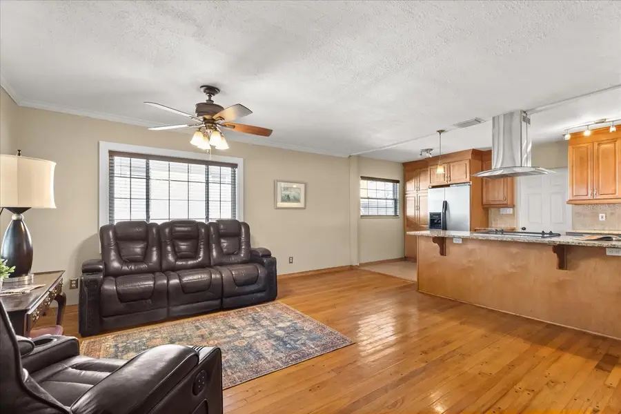 4237 Dr Martin Luther King Jr Street N, Saint Petersburg, FL 33703 - Image #3