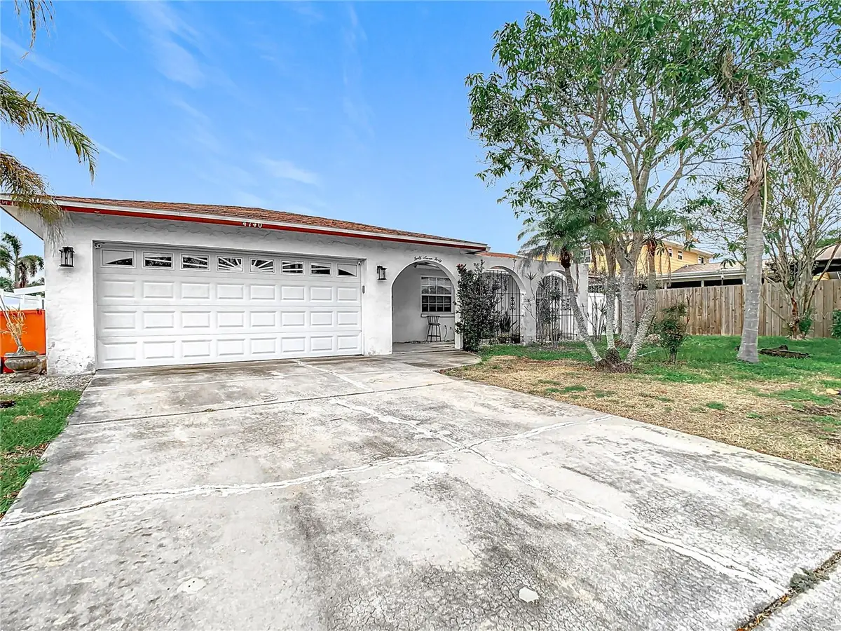4740 114th Street N, Saint Petersburg, FL 33708 - Image #1