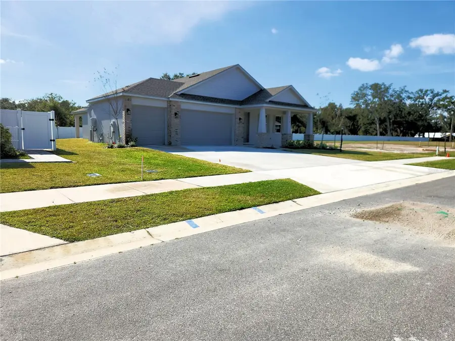 413 Shannon Estates Court, Plant City, FL 33563 - Image #2