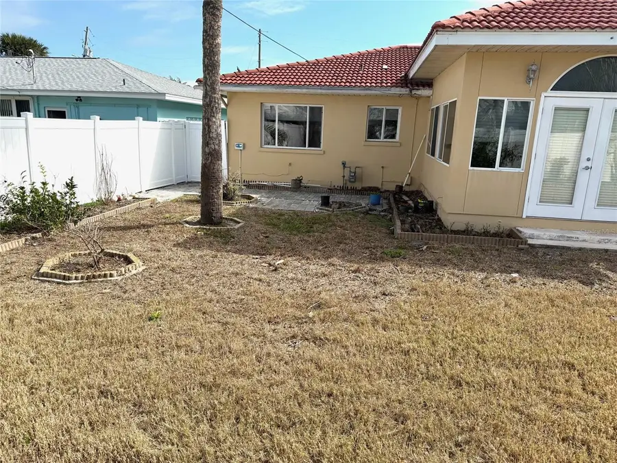 988 Bruce Avenue, Clearwater Beach, FL 33767 - Image #3