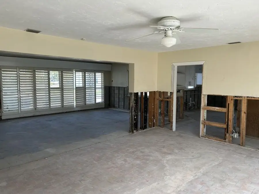 15816 2nd St E, Redington Beach, FL 33708 - Image #3